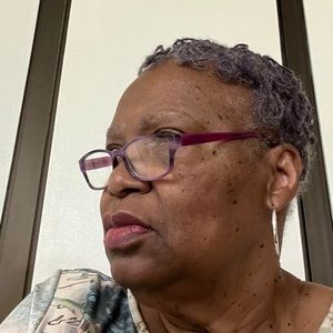 Meet your Posher, Carol